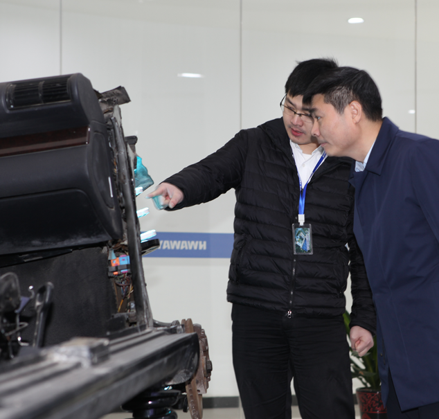 团省委组织部盛乐部长一行莅临华纬科技参观调研(图2)